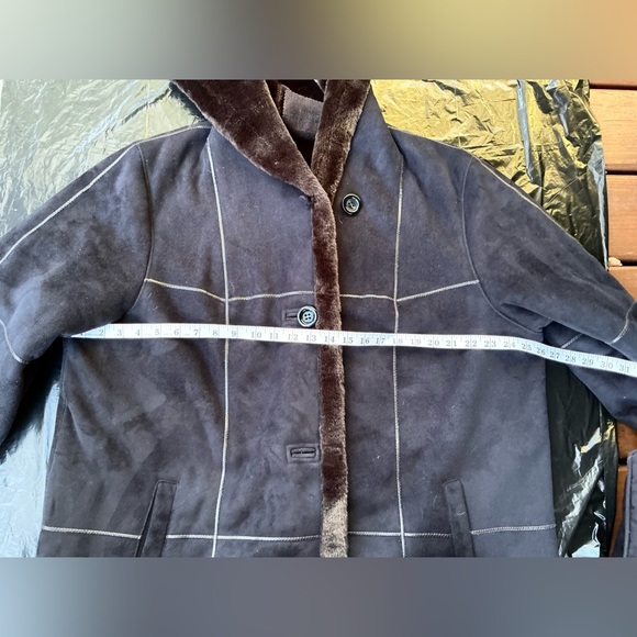 Women’s warm GALLERY faux fur coat ☃️☃️WASHABLE! - Picture 8 of 11